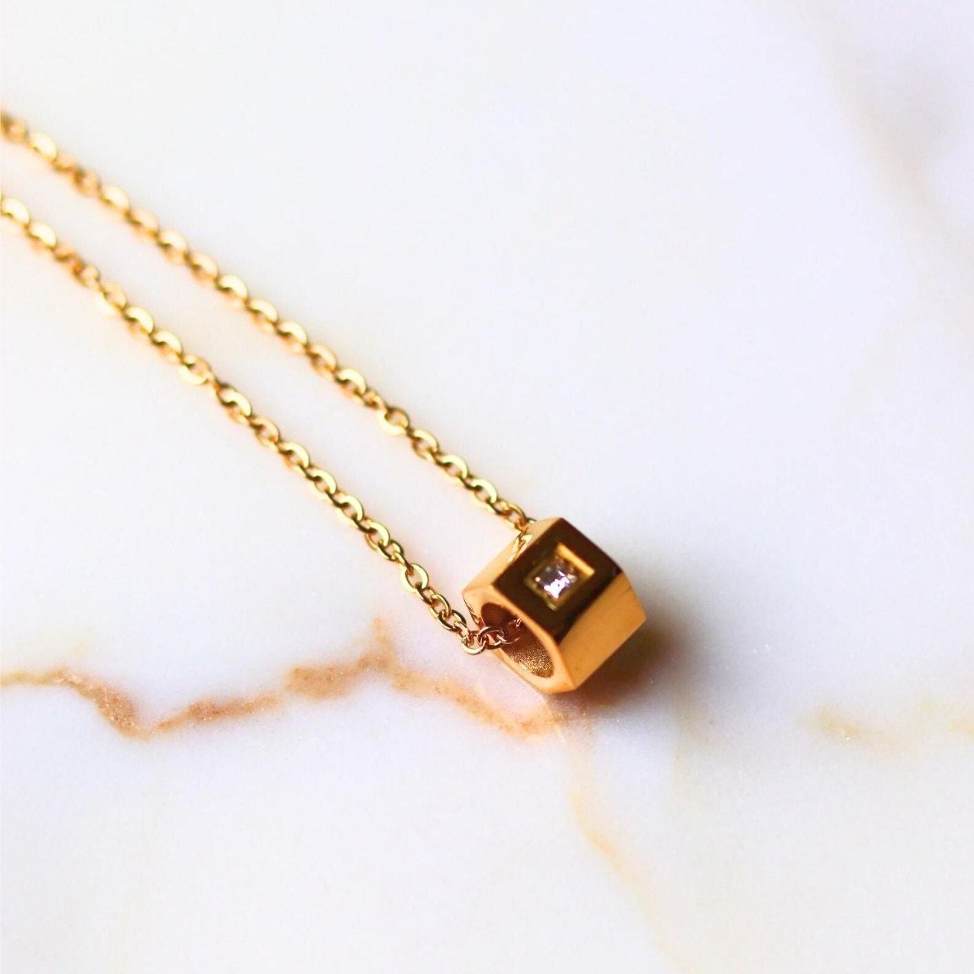 The Golden Honeycomb Necklace