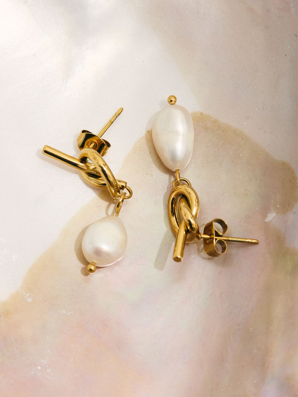 Oria Earrings